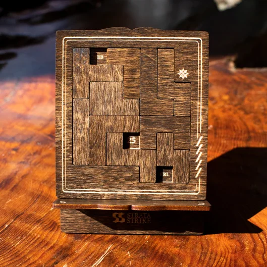 Strata Strike - Wooden Daily Calendar Puzzle - Image 4