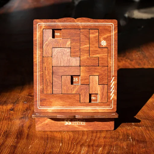Strata Strike - Wooden Daily Calendar Puzzle - Image 6